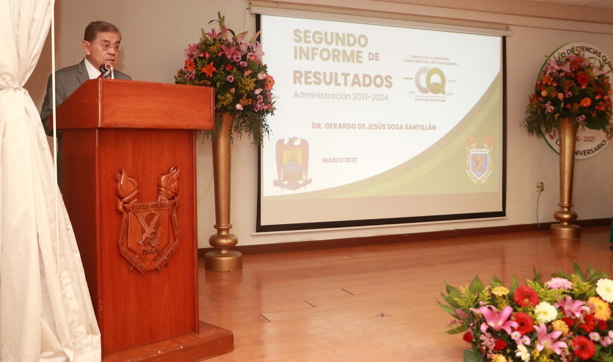 Presenta Director de la Facultad de Ciencias Químicas Informe de ...