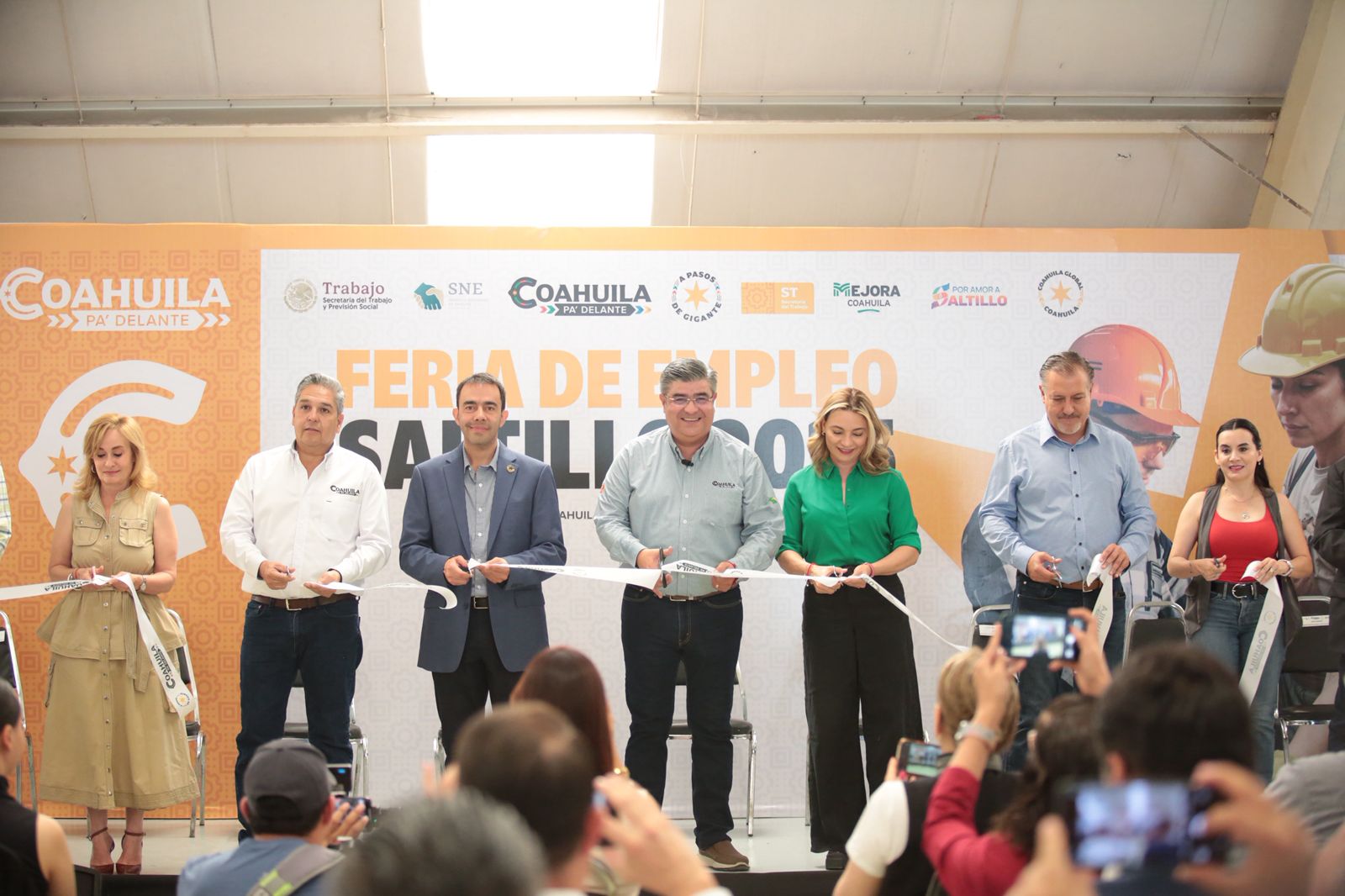 MÁS DE MIL 100 OFERTAS DE TRABAJO EN LA FERIA DE EMPLEO | El Periódico ...