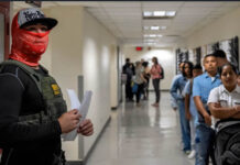 Denuncian abandono y falta de atención médica para mujeres migrantes detenidas en centros del ICE en Estados Unidos