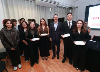 Rector de la UAdeC Toma Protesta a la Nueva Sociedad de Alumnos de la Facultad de Arquitectura US