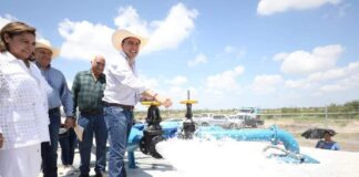 Revisa Manolo con alcaldes varios proyectos para captar agua de lluvias en la Región Sureste de Coahuila