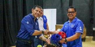 Entrega Rector de la UAdeC Mobiliario y Equipo Deportivo a la Unidad Laguna