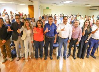 Rector de la UAdeC Toma Protesta a las y los Integrantes de las Academias Docentes de Unidad Laguna