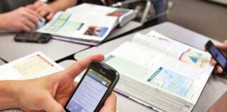 SEP prepara lineamientos nacionales para regular celulares y dispositivos electrónicos en escuelas